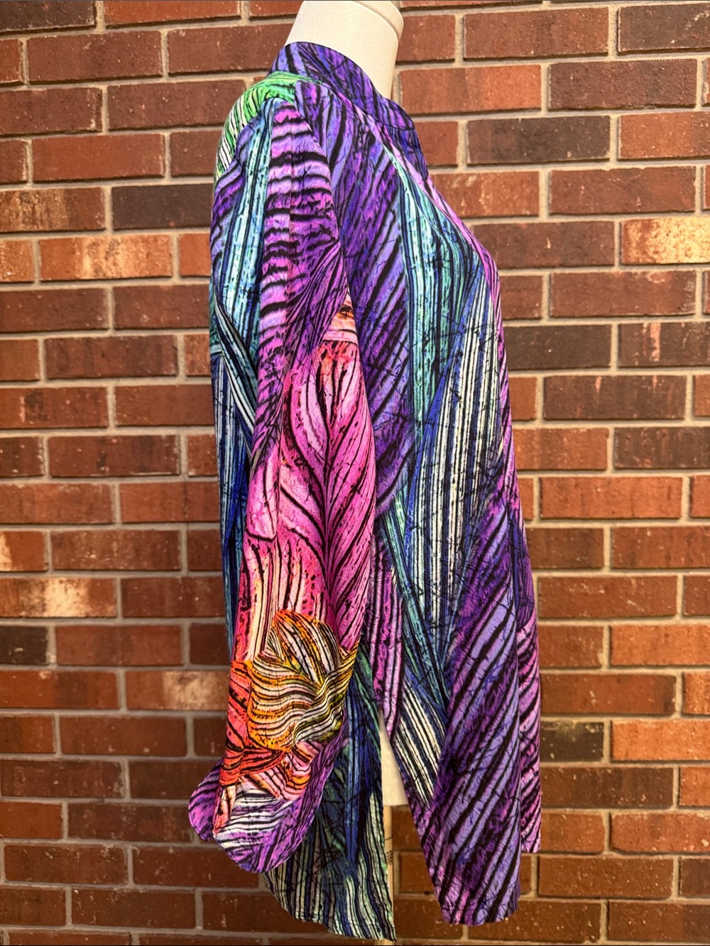 Jams World Vibrant Multicolor Samba Patterned Top Size Large - Picture 7 of 12